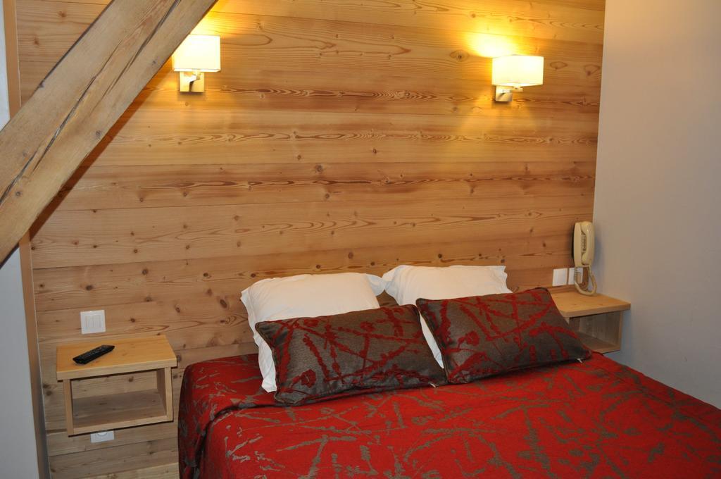 Hotel Et Appart'Hotel De L'Hermitage Thônes Екстериор снимка