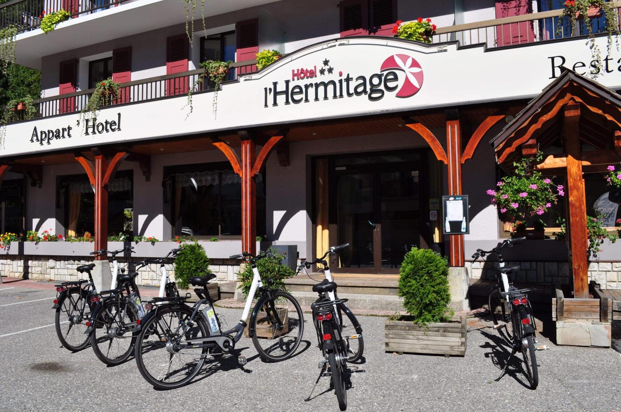 Hotel Et Appart'Hotel De L'Hermitage Thônes Екстериор снимка