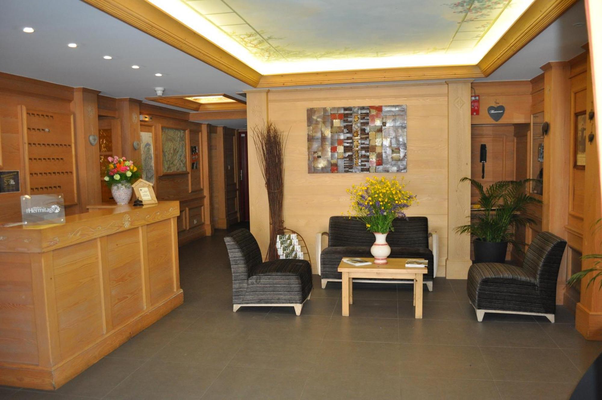 Hotel Et Appart'Hotel De L'Hermitage Thônes Екстериор снимка